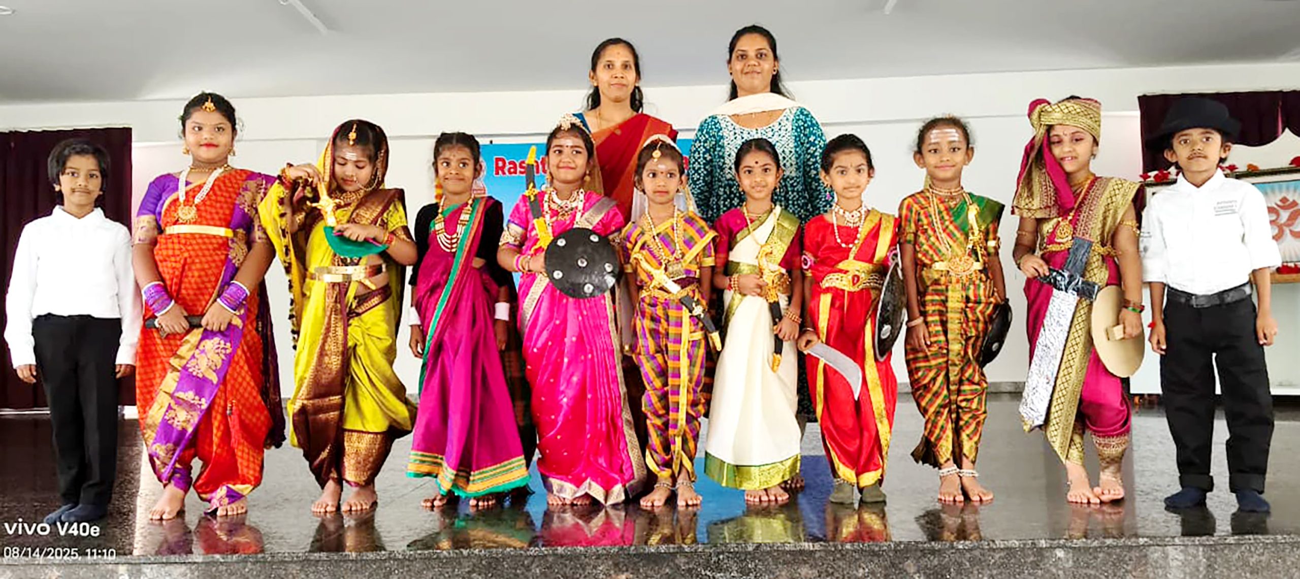 A freedom fighter fancy dress competition in RVK - Srinagar (13)