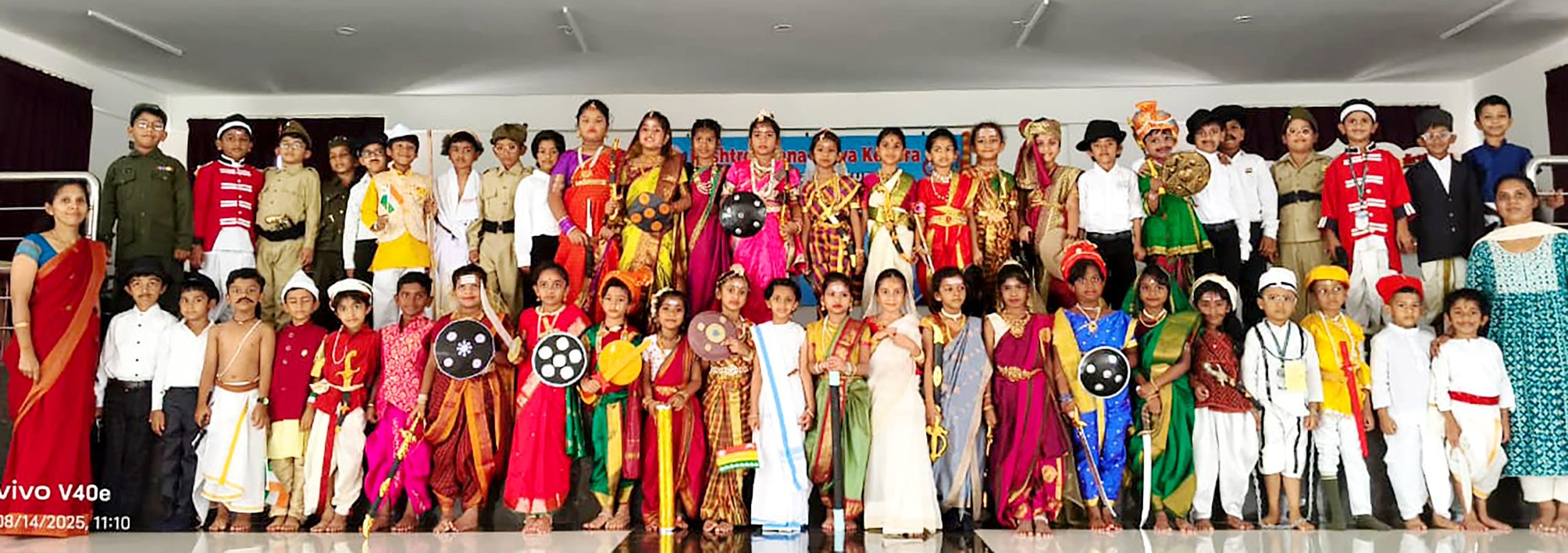 A freedom fighter fancy dress competition in RVK - Srinagar (16)