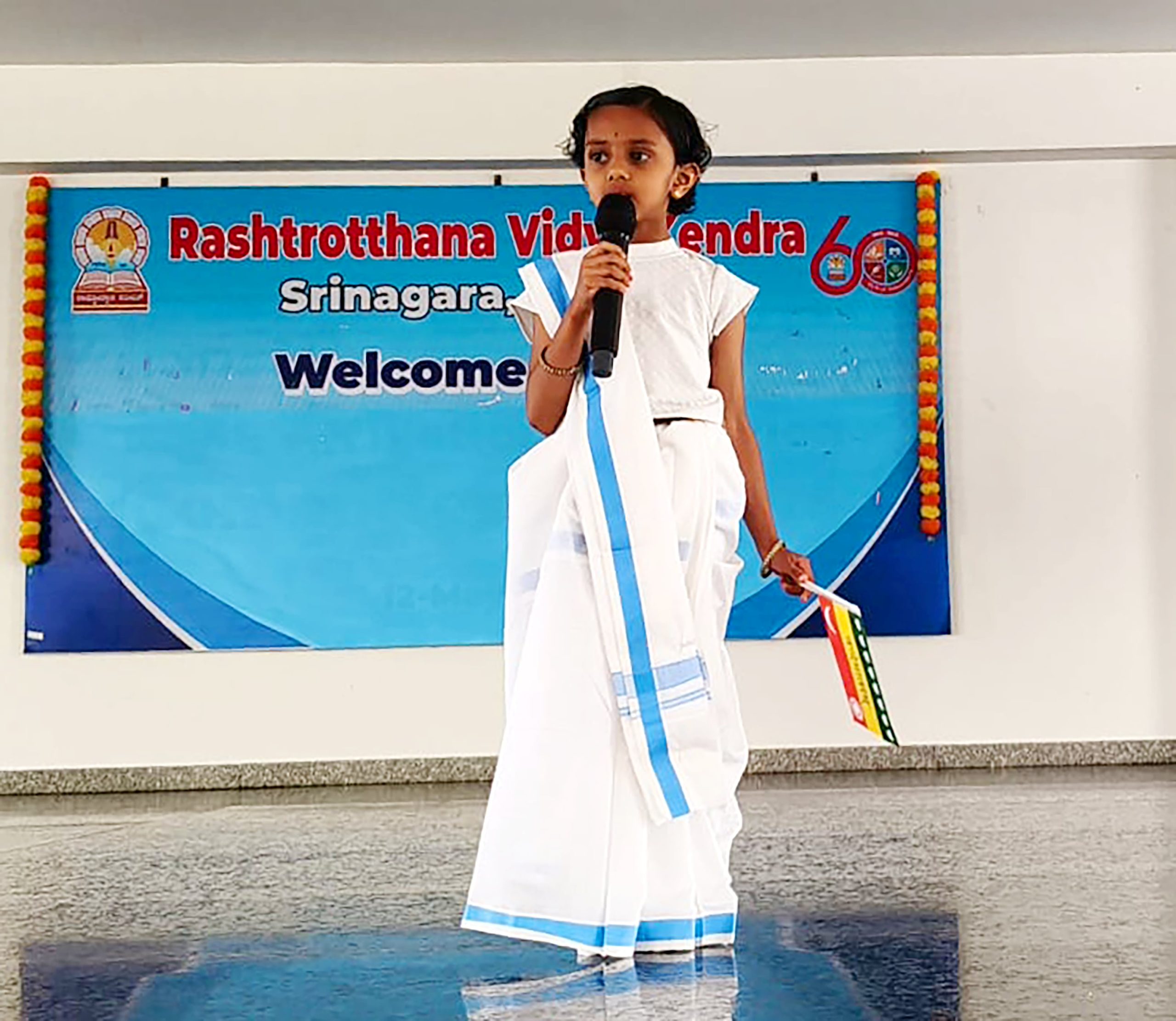 A freedom fighter fancy dress competition in RVK - Srinagar (19)