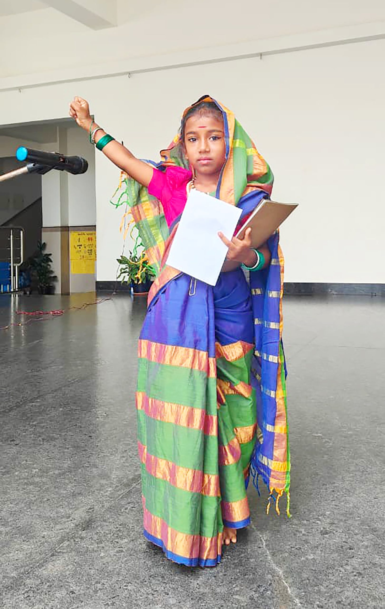 A freedom fighter fancy dress competition in RVK - Srinagar (2)