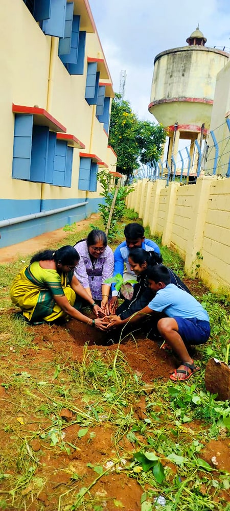 Yoga Seva activity in RVK - Srinagar (4)
