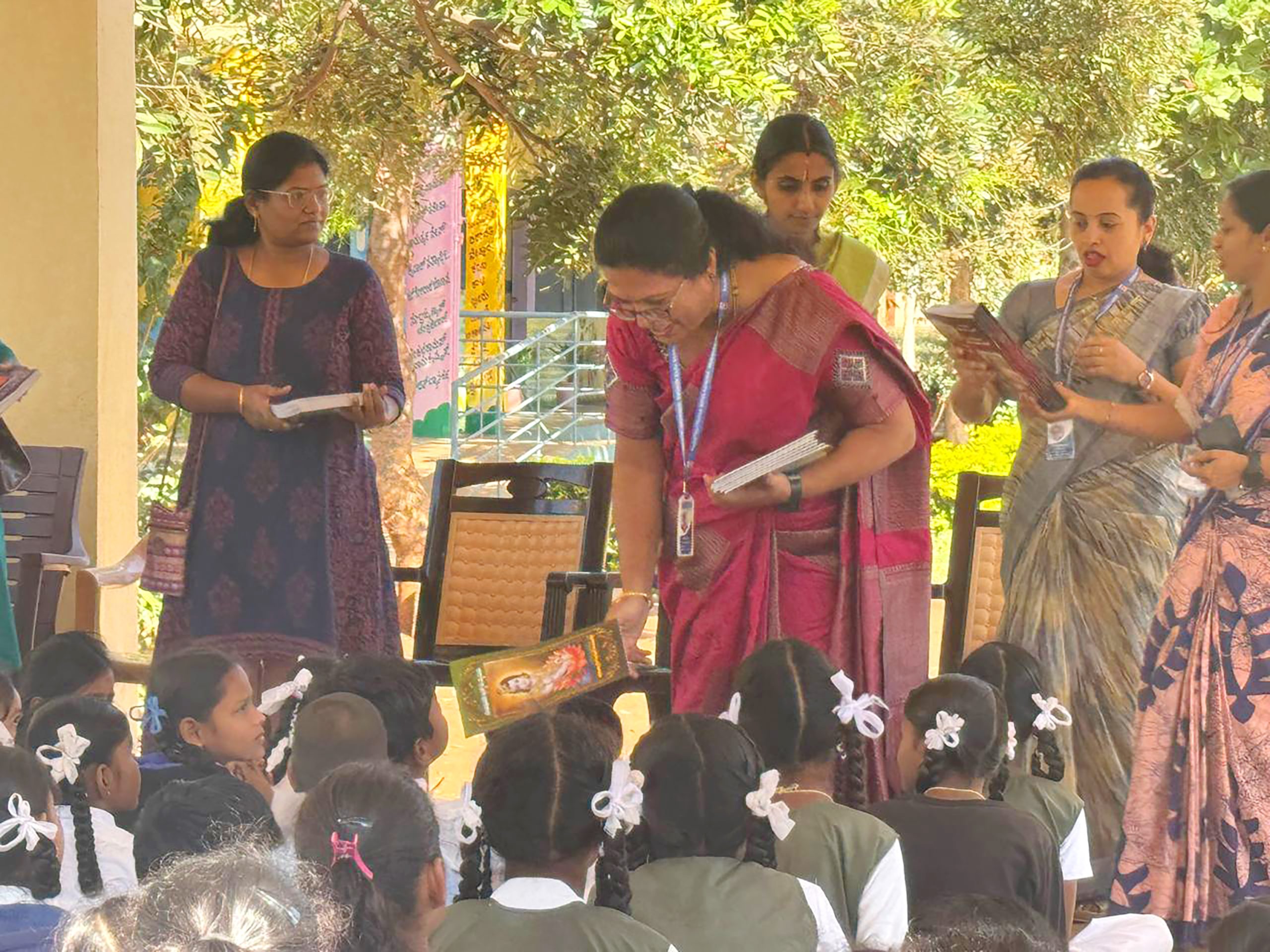 RVK - Srinagar Service Initiative Distributes Educational Supplies to Four Mysore Govt Schools (2)