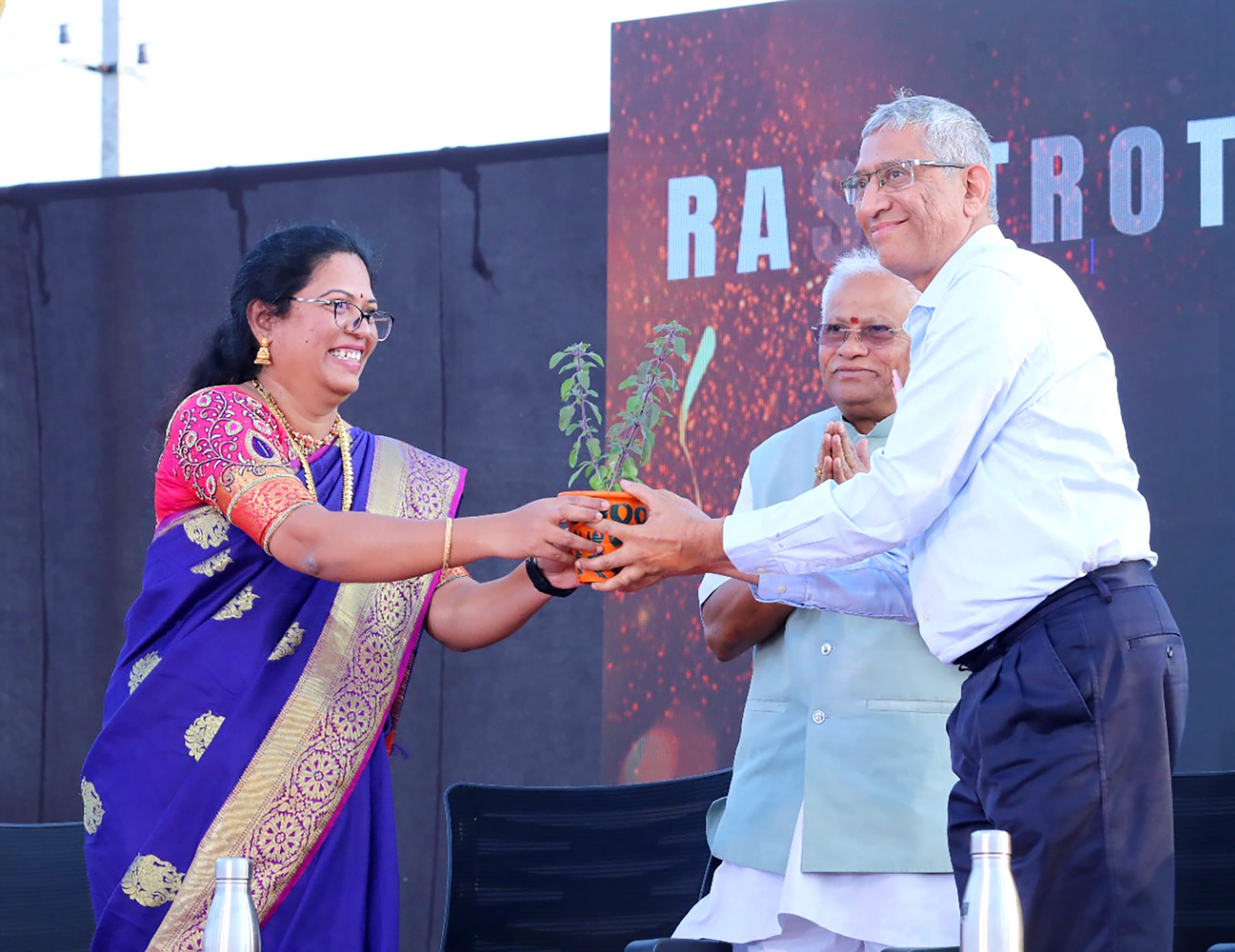 “Rashtrotsava – Kratajnata Samarpanam” in RVK - Srinagar (10)