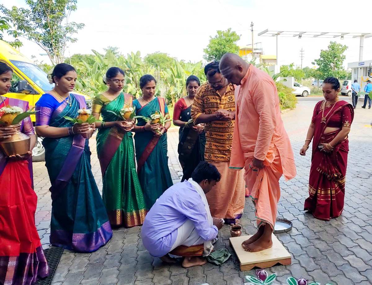 Aksharabhyasa and Vidyarambha Programme Held at RVK - Mysuru (14)