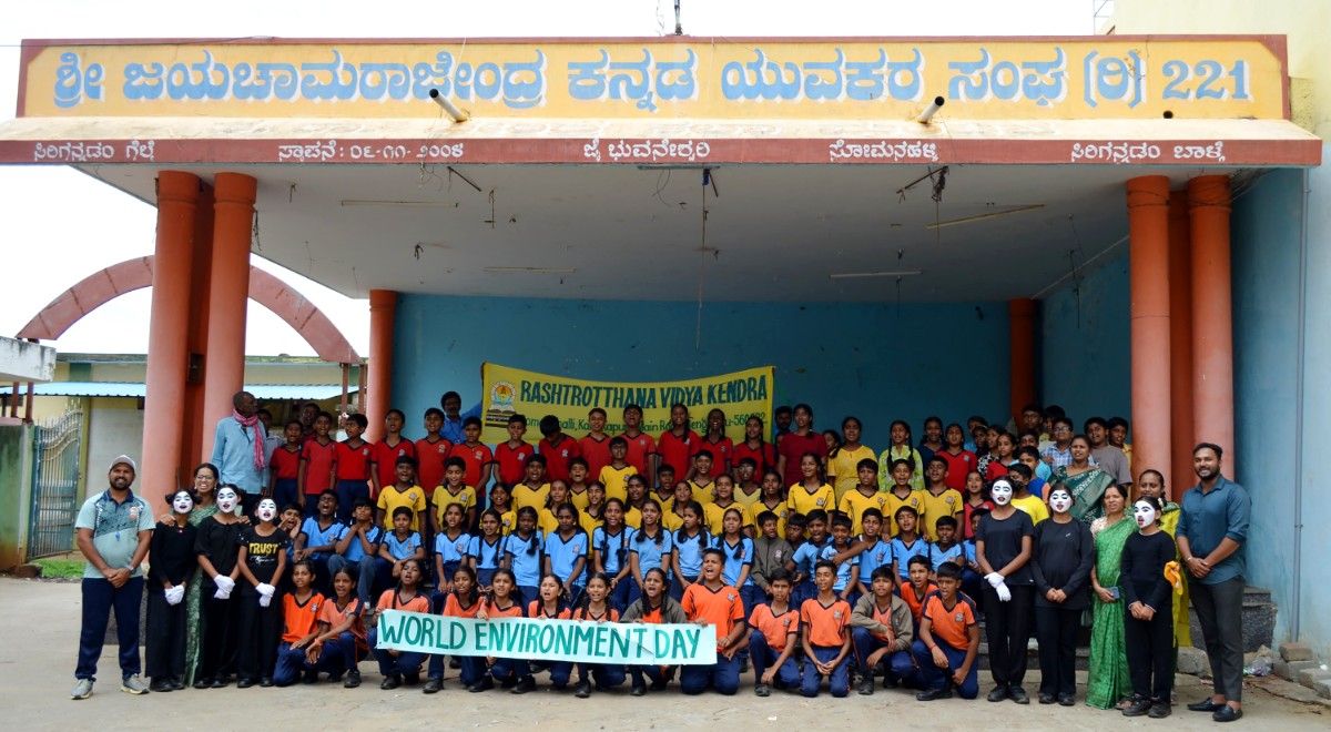 Young Artists of RVK - Srinagar Spread Eco-Awareness Through Art (11)