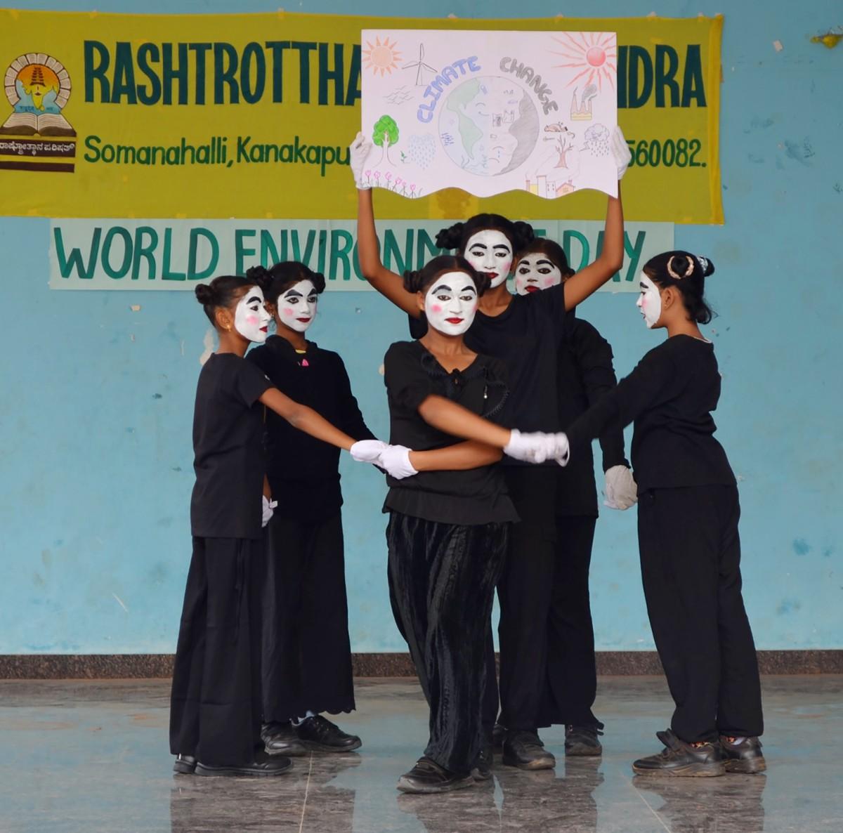 Young Artists of RVK - Srinagar Spread Eco-Awareness Through Art (6)