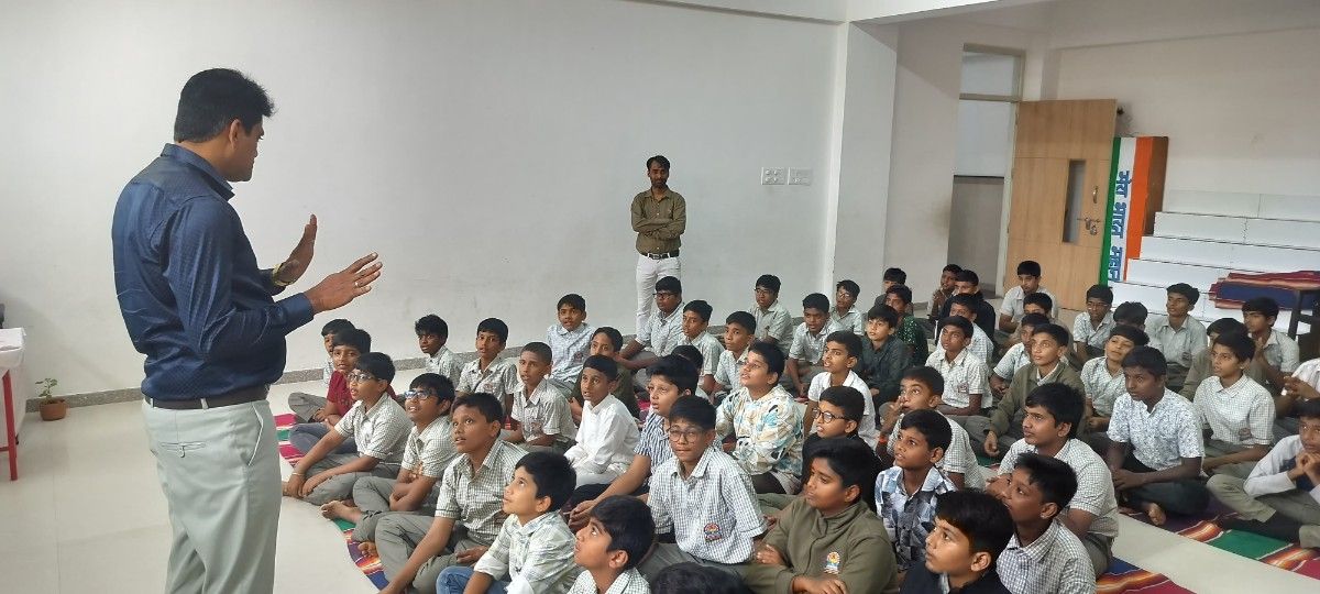 Adolescence Education Programme (SDP) in RVK – Srinagar (2)