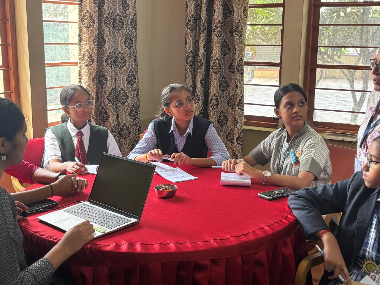 RVK – Srinagar Students Participated in Debate Workshop (7)