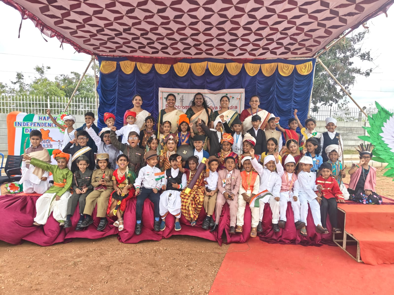 RVK - Srinagar Celebrates 80th Independence Day with Patriotism and Cultural Pageantry (28)