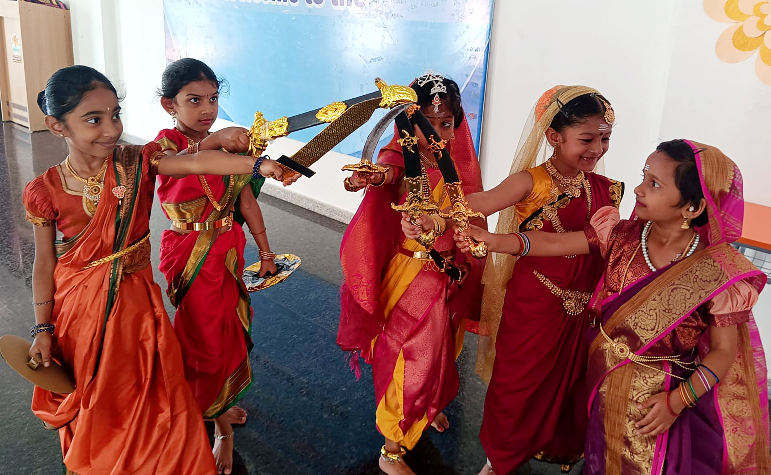 Young Patriots Shine in Freedom Fighter Fancy Dress Competition at RVK - Srinagar (1)